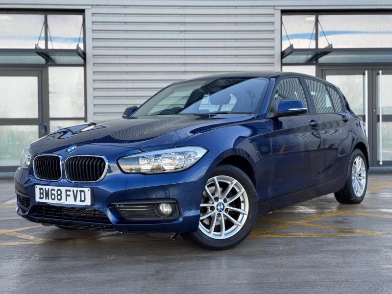 BMW 1 SERIES