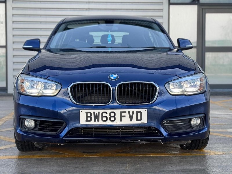 BMW 1 SERIES