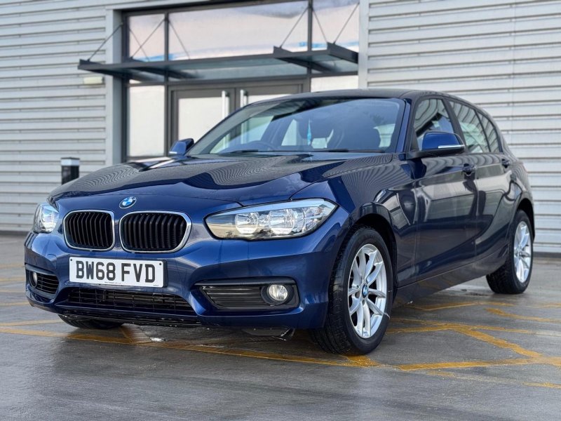 BMW 1 SERIES