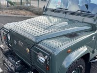 LAND ROVER DEFENDER 90