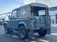 LAND ROVER DEFENDER 90