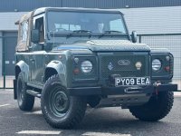 LAND ROVER DEFENDER 90