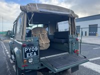 LAND ROVER DEFENDER 90