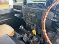 LAND ROVER DEFENDER 90
