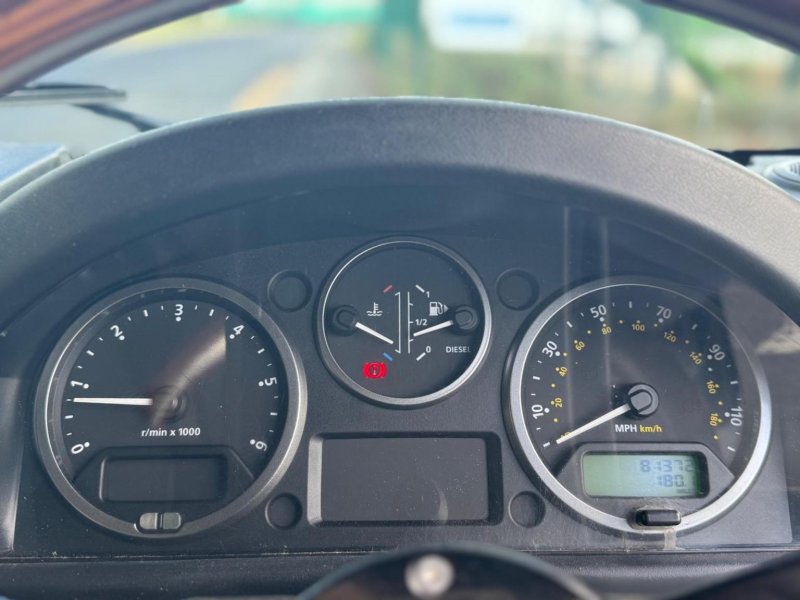 LAND ROVER DEFENDER 90