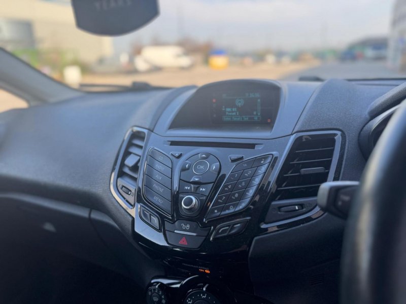 FORD FIESTA