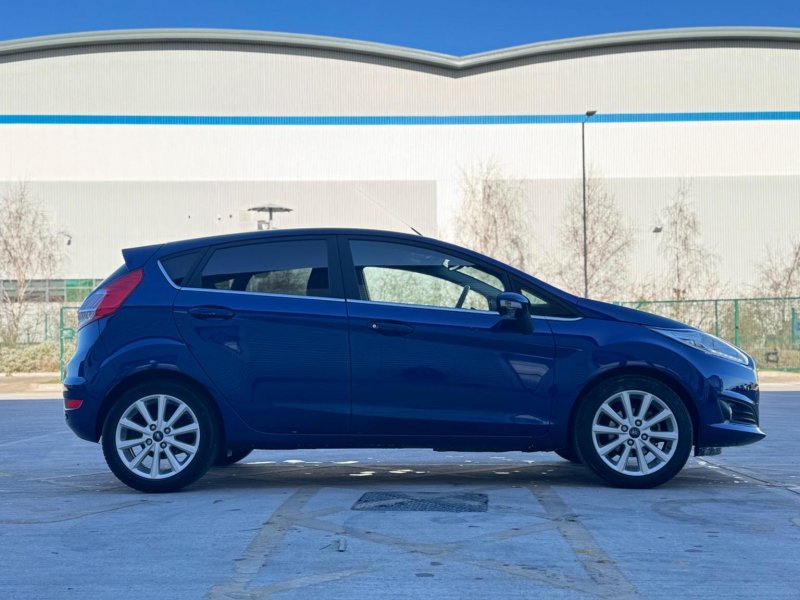 FORD FIESTA