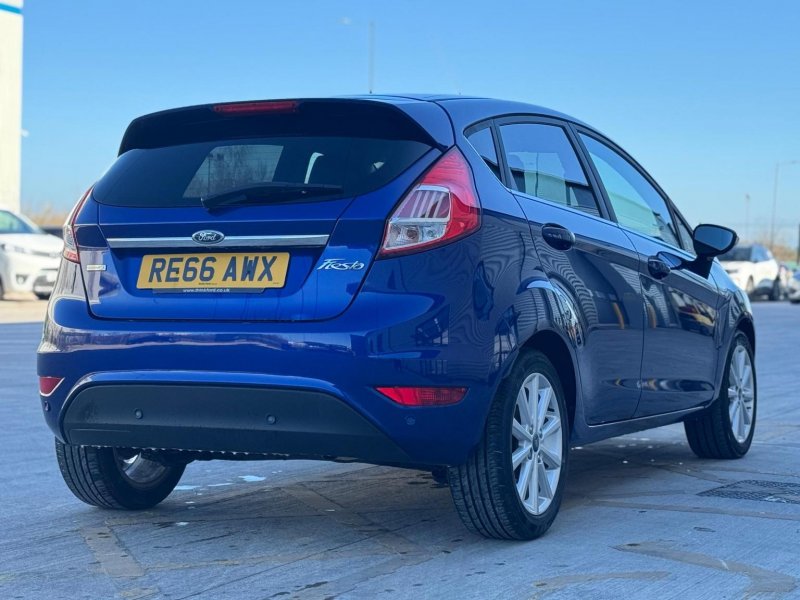 FORD FIESTA