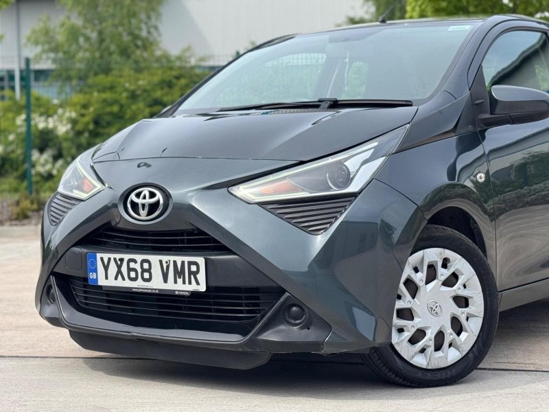 TOYOTA AYGO