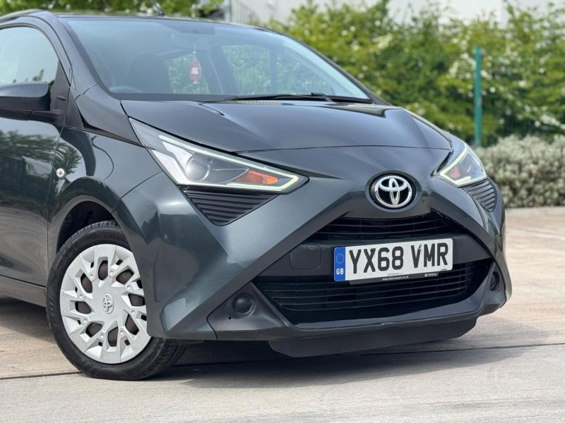 TOYOTA AYGO
