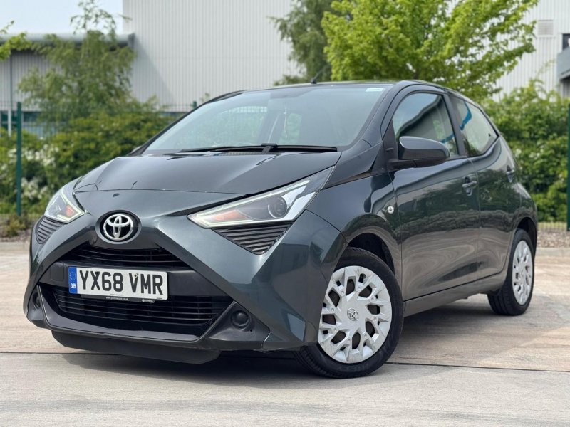 TOYOTA AYGO