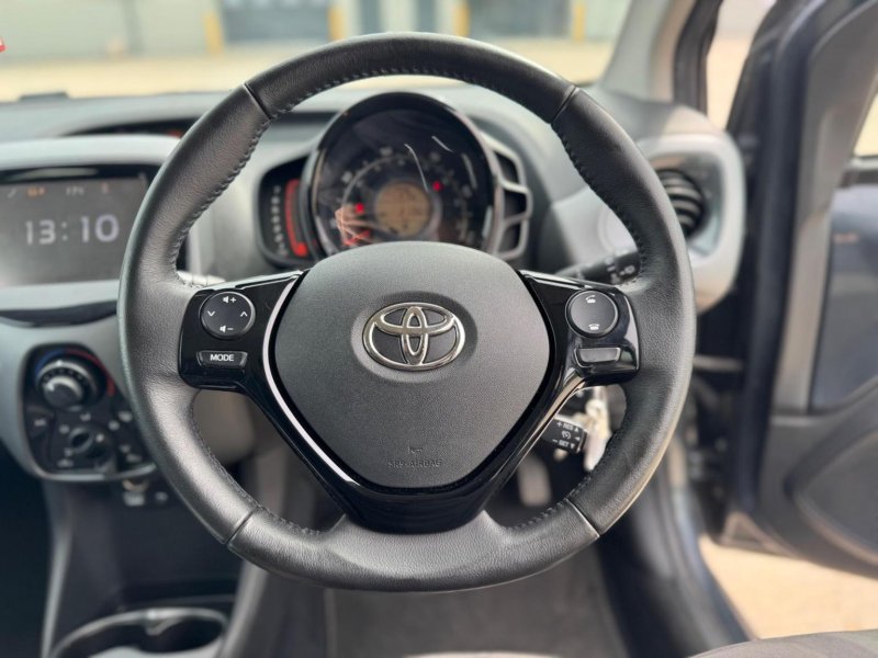TOYOTA AYGO
