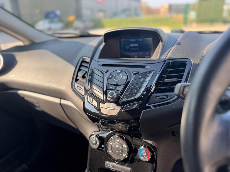 FORD FIESTA