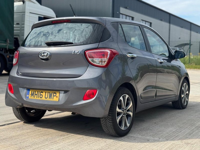 HYUNDAI I10